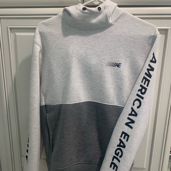 2 American Eagle Hoodies size XS - Picture 3 of 3